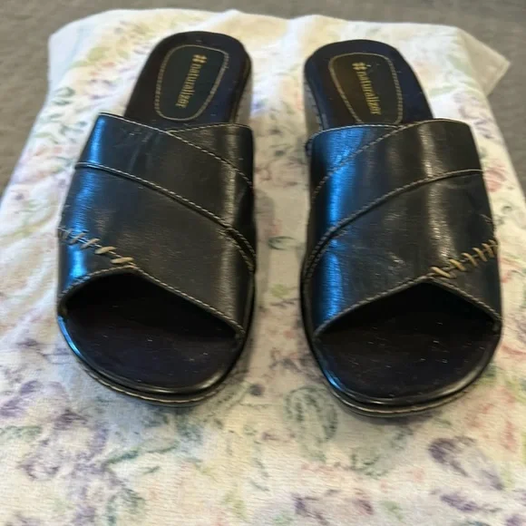 Naturalizer Shoes Naturalizer Slip On Sandals Size Ww Poshmark